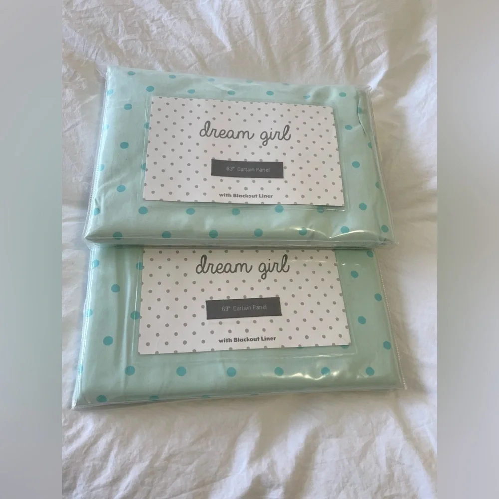 LAND OF NOD | Pair Sea Foam Polka Dot | 44